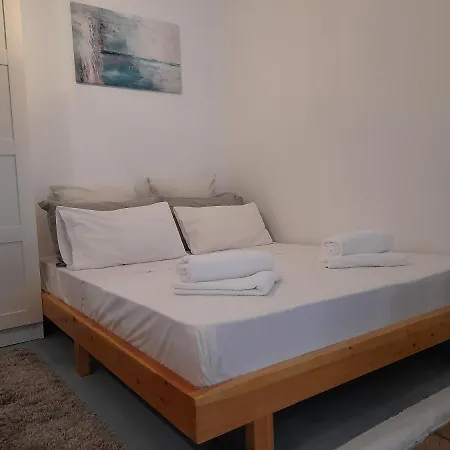 Porto * Corfu (city)